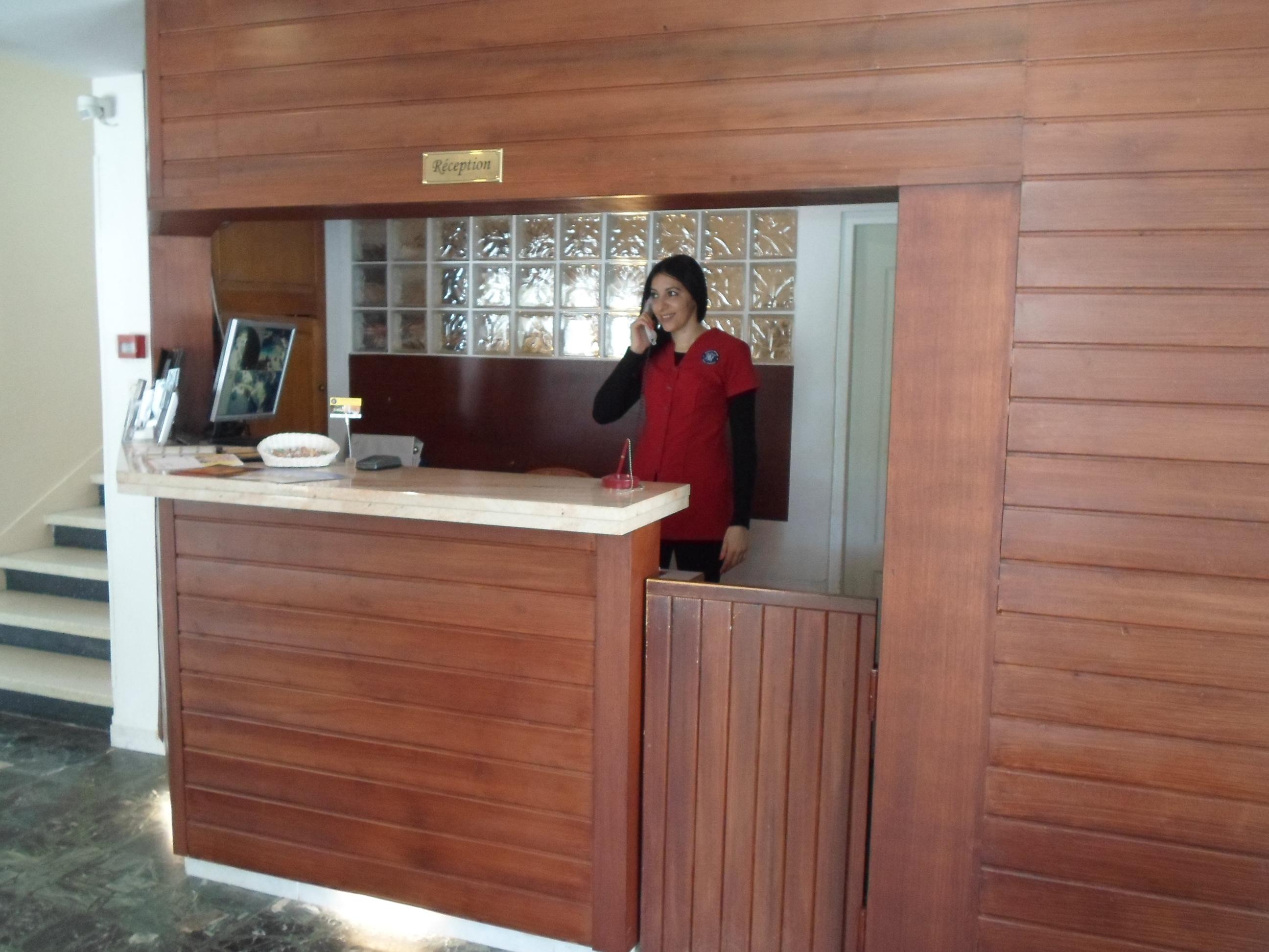 Cit'Hotel Le Mirage Istres Exterior foto
