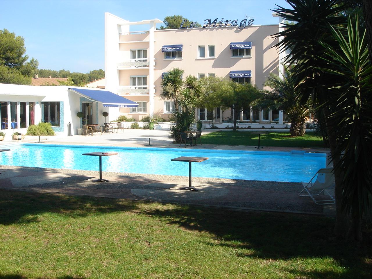 Cit'Hotel Le Mirage Istres Exterior foto